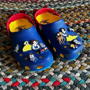 Snow White Crocs Women’s size 7 worn once